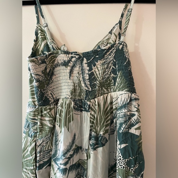 Aerie Green Leaf Print Tie Front Tropical Jumpsuit Size M - Picture 4 of 9